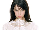 Mia Kirshner