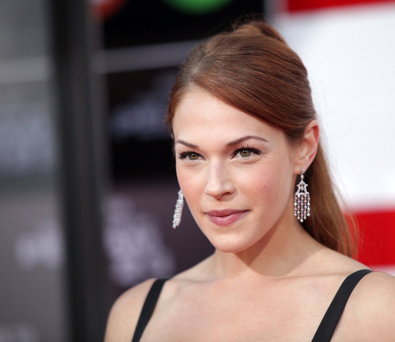 Amanda Righetti