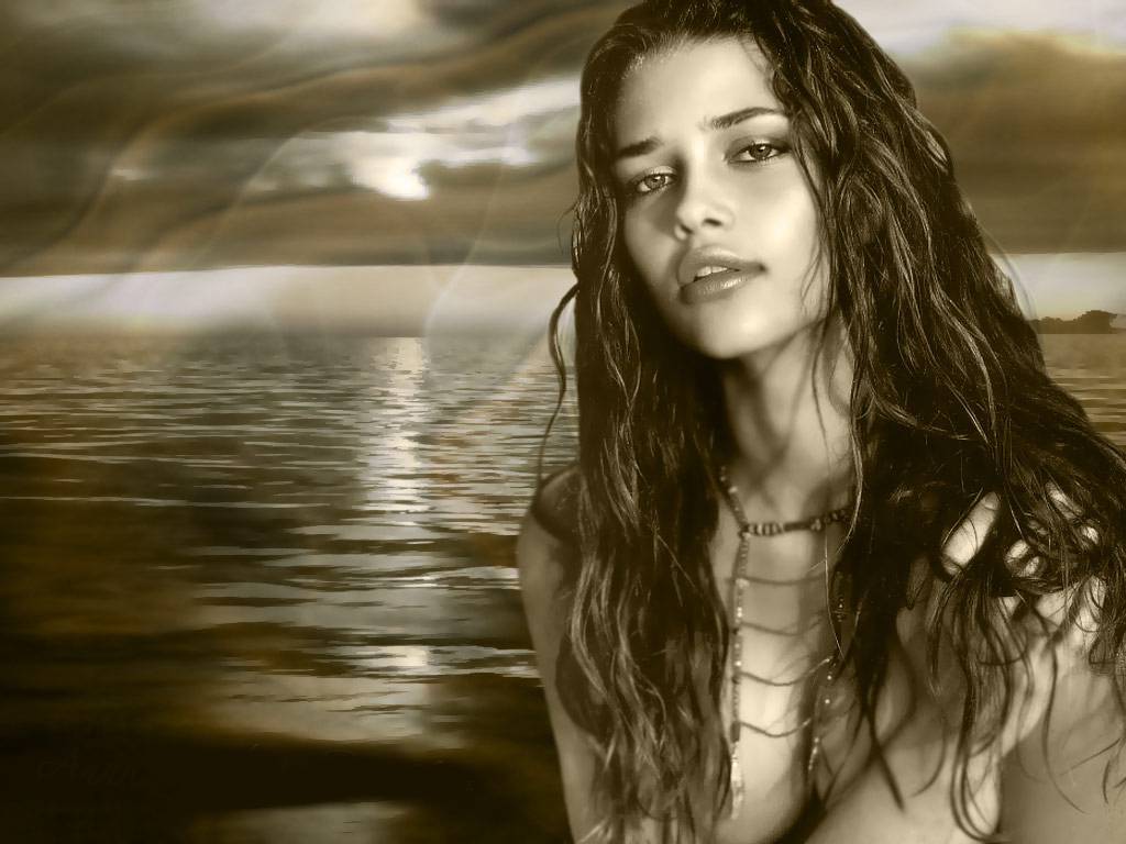 Ana Beatriz Barros