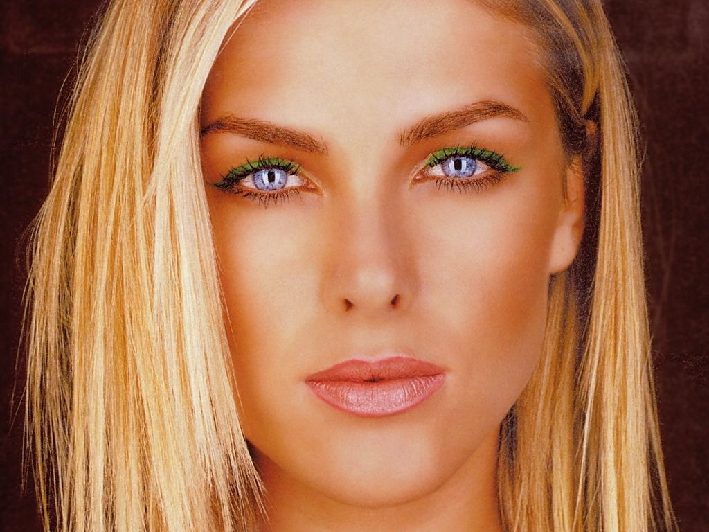 Ana Hickmann