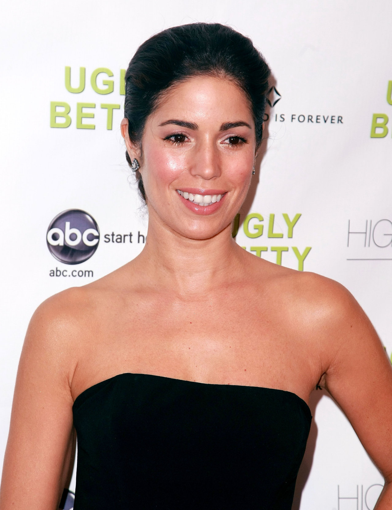 Ana Ortiz