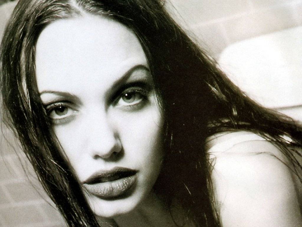 Angelina Jolie