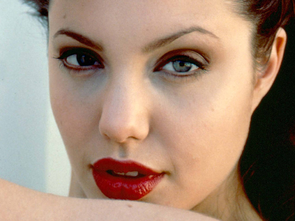 Angelina Jolie