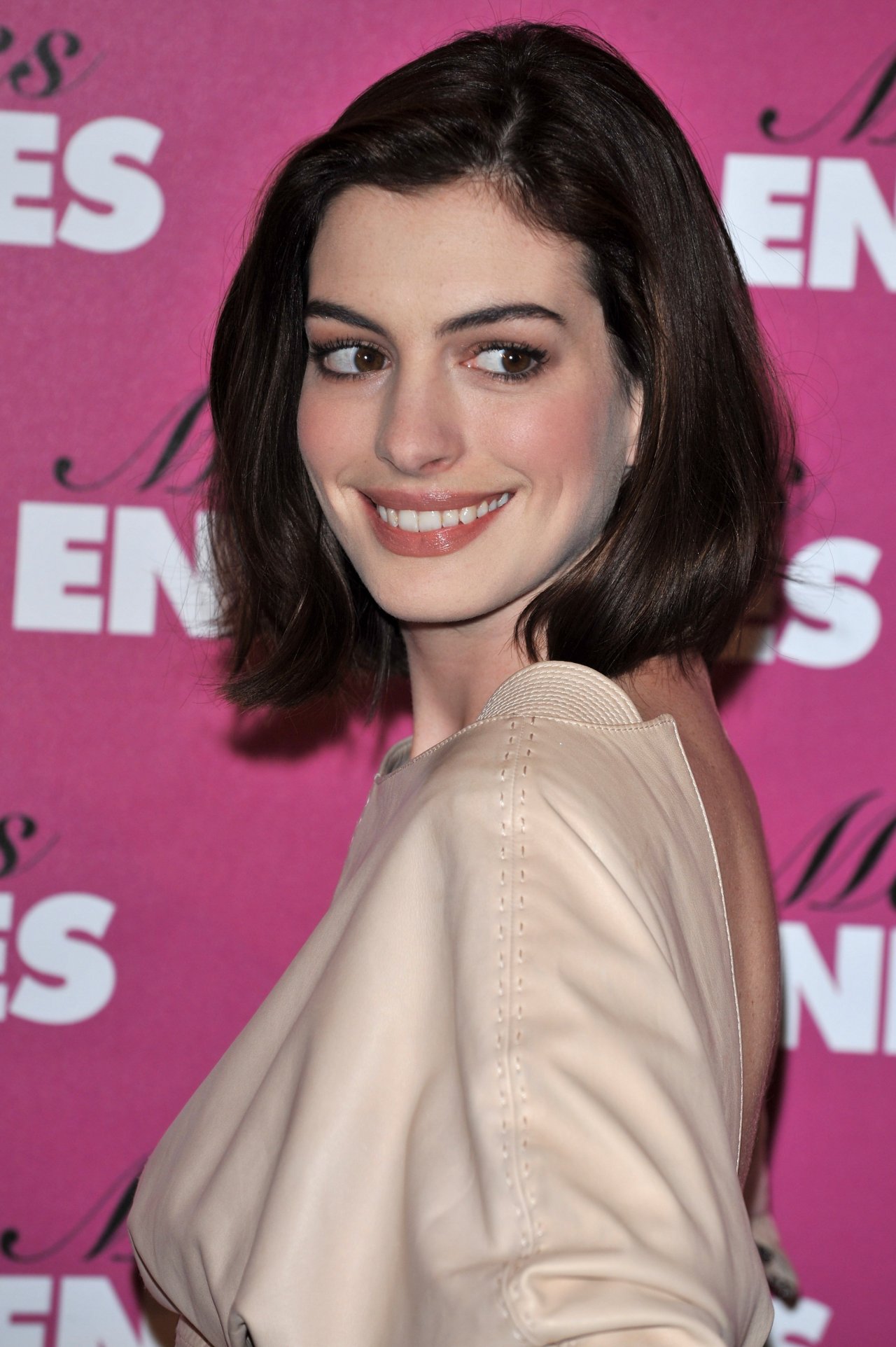 Anne Hathaway