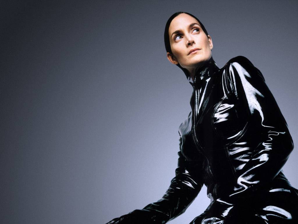 Carrie Anne Moss