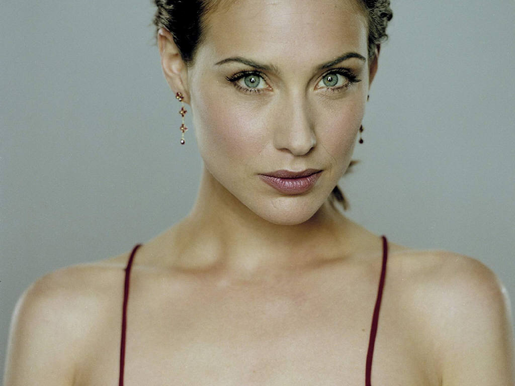 Claire Forlani