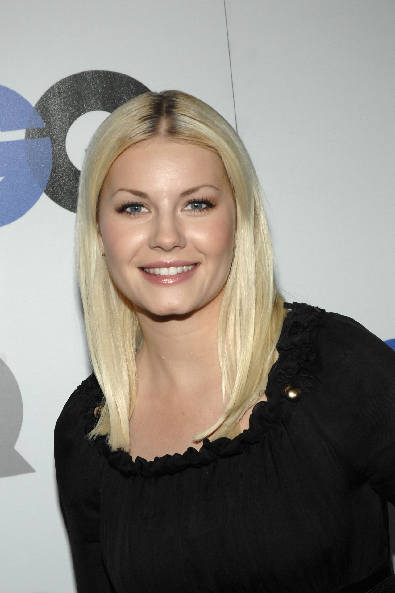 Elisha Cuthbert