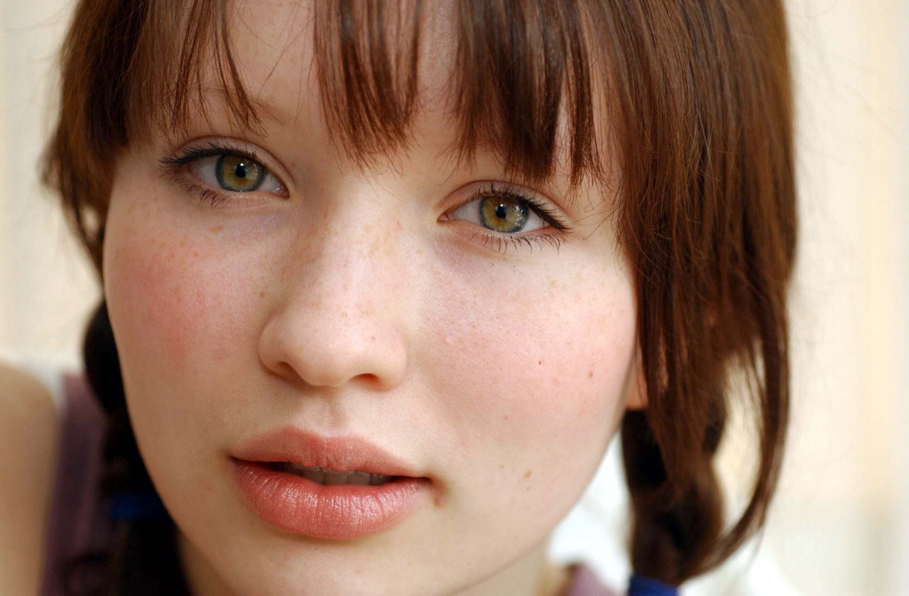 Emily Browning