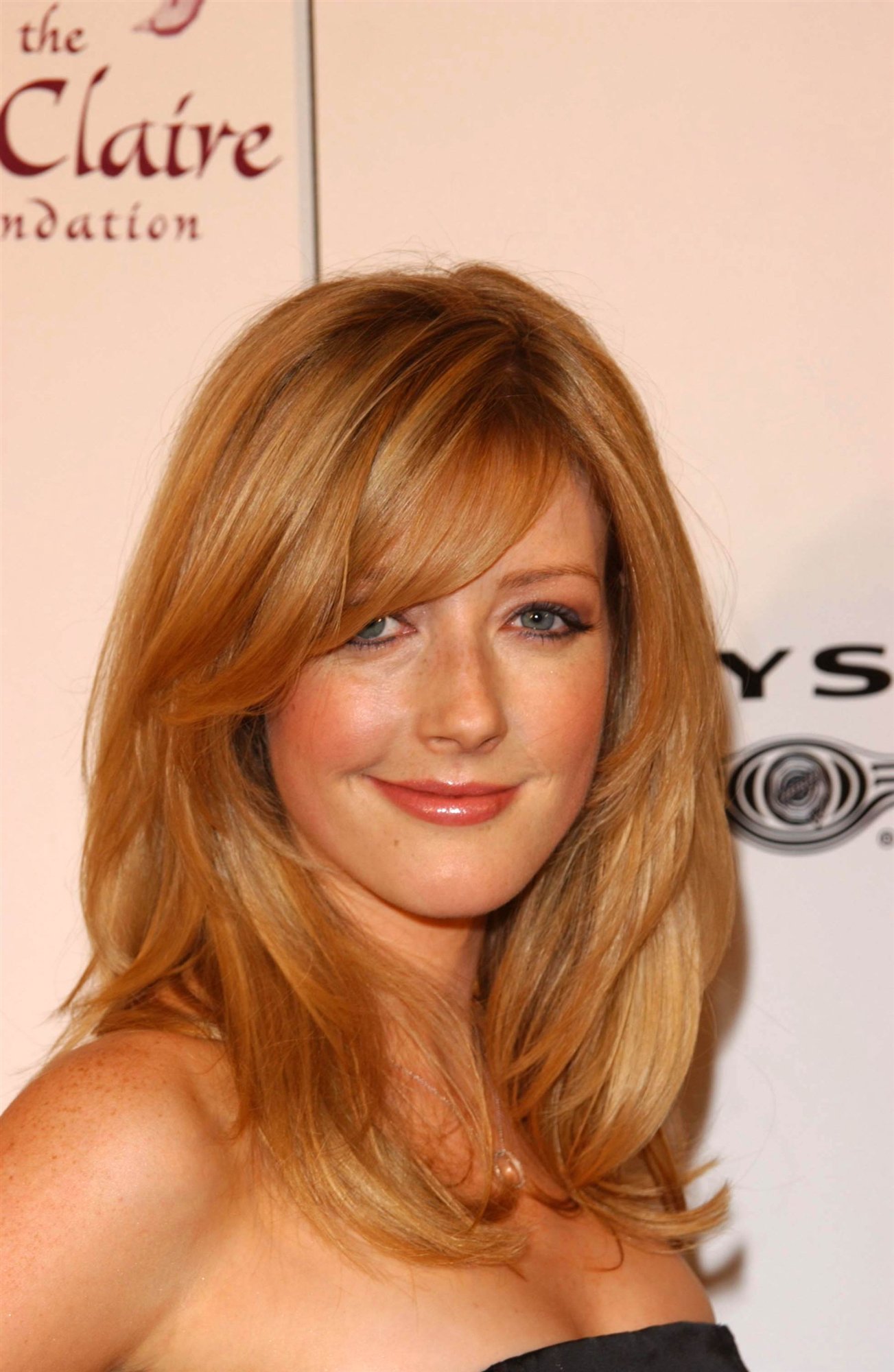 Jennifer Finnigan