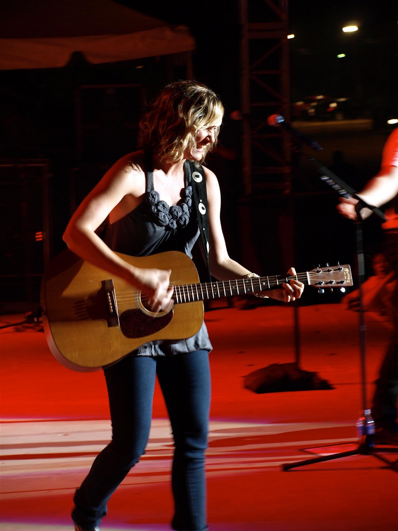 Jennifer Nettles