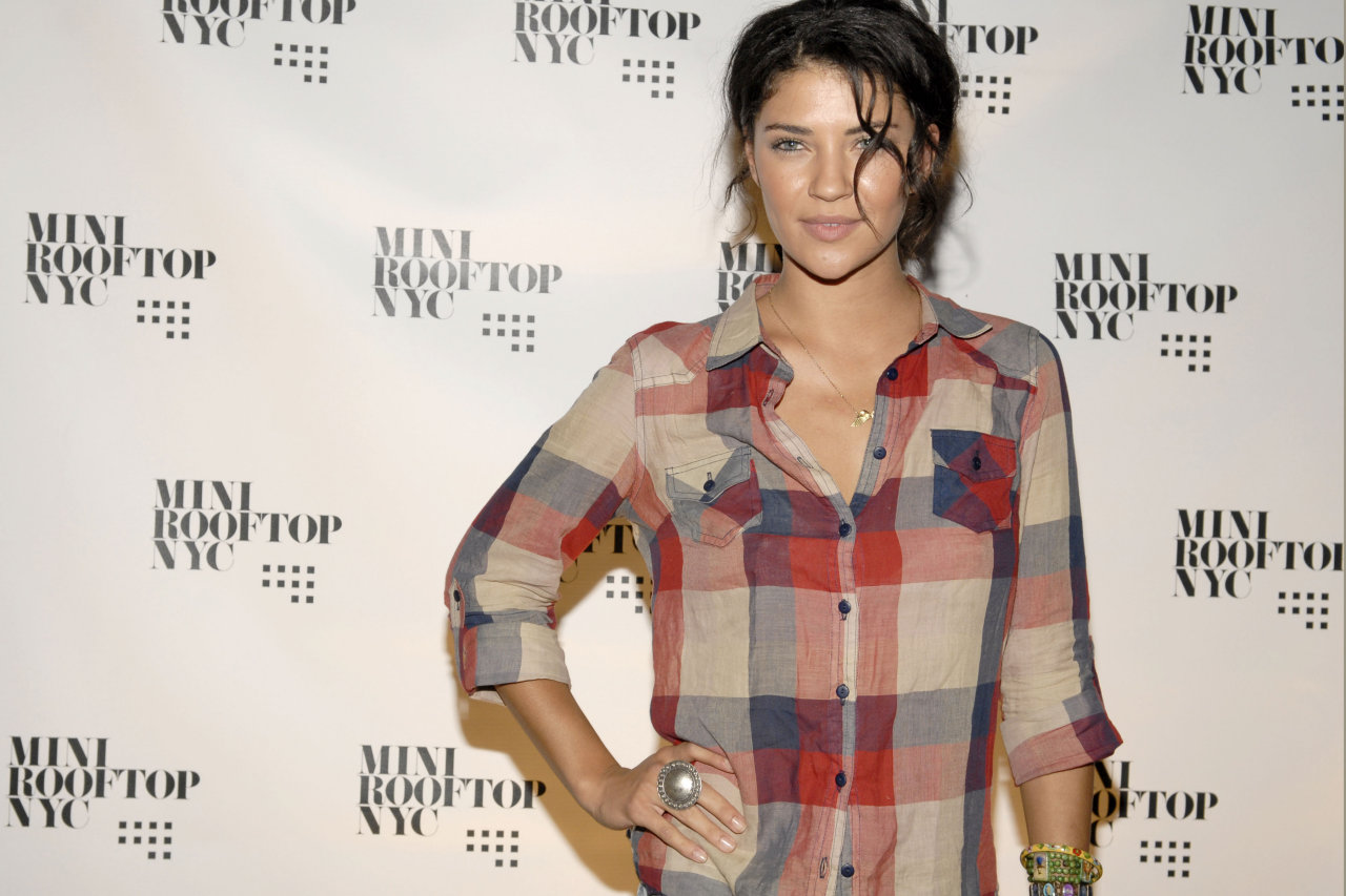 Jessica Szohr