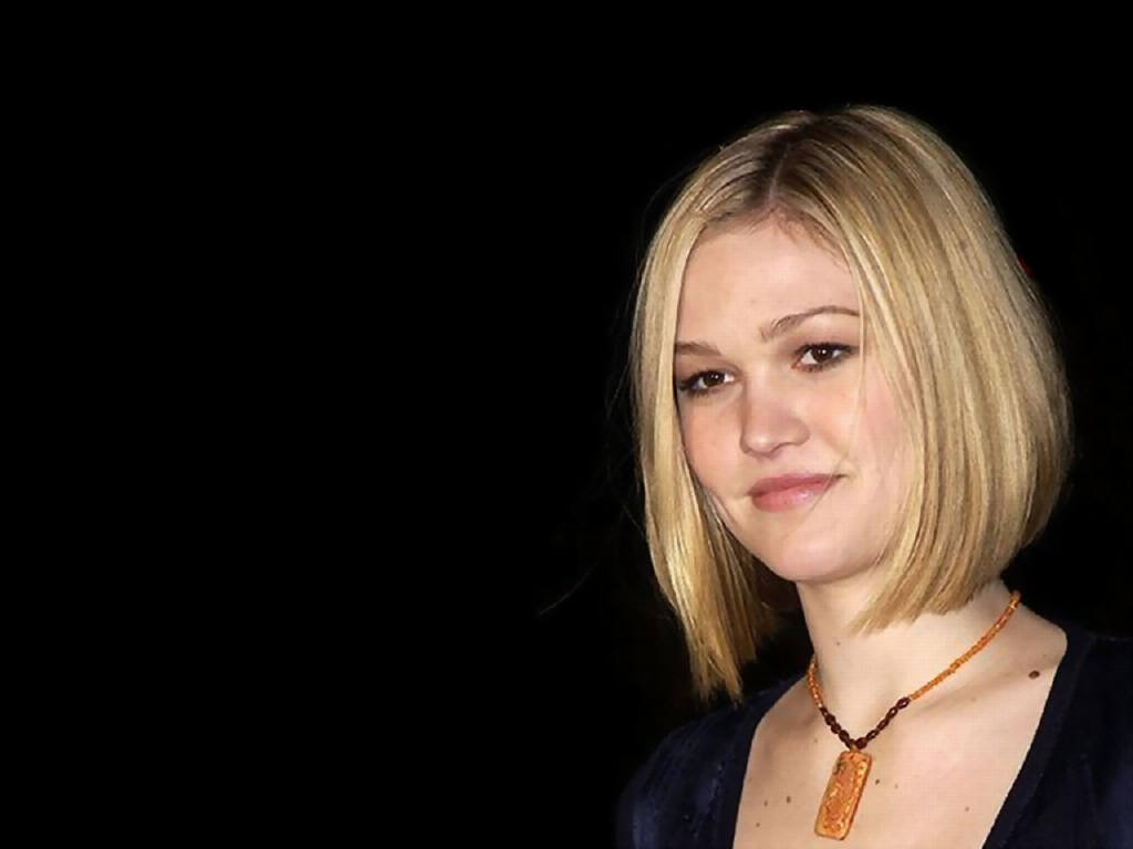 Julia Stiles