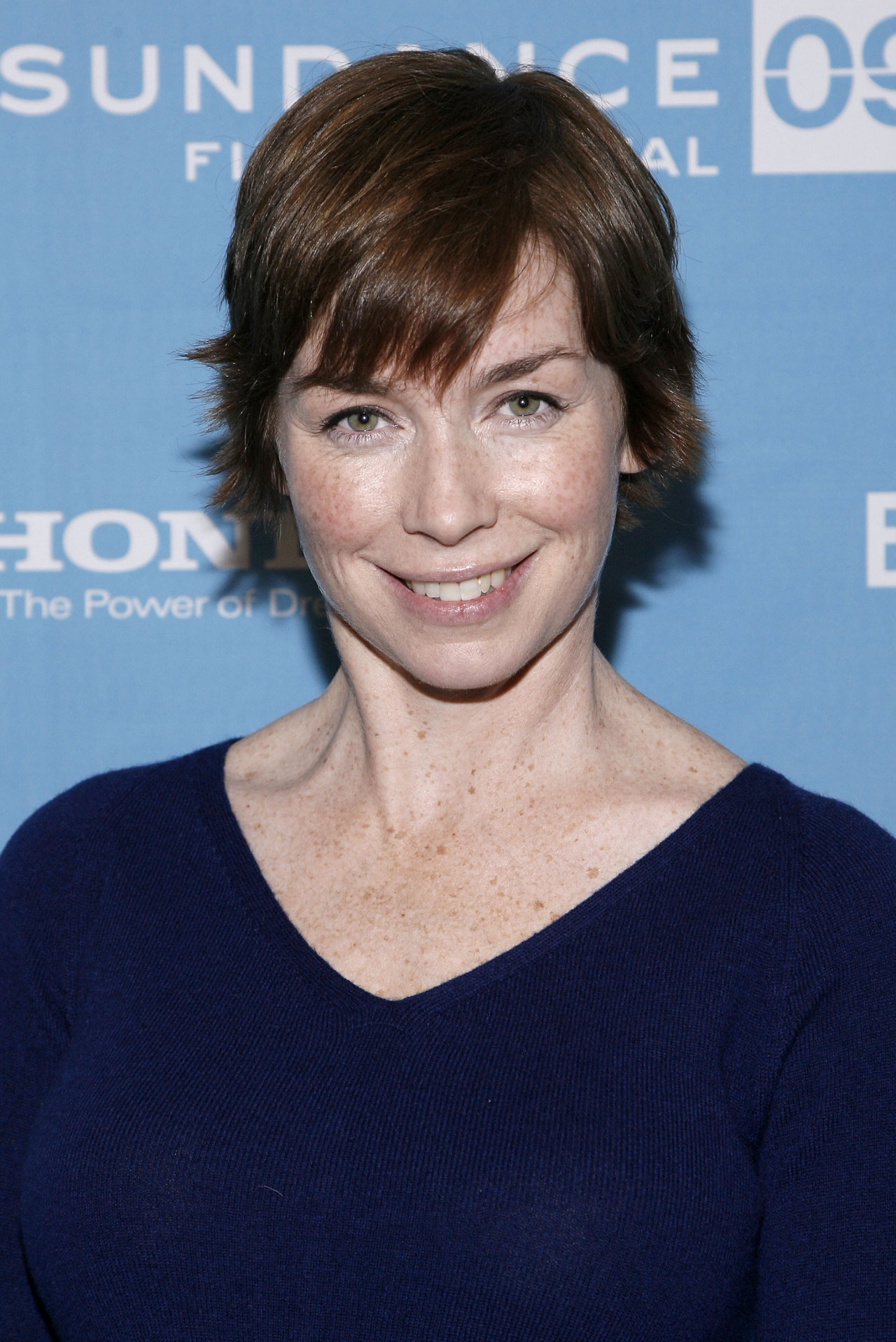 Julianne Nicholson