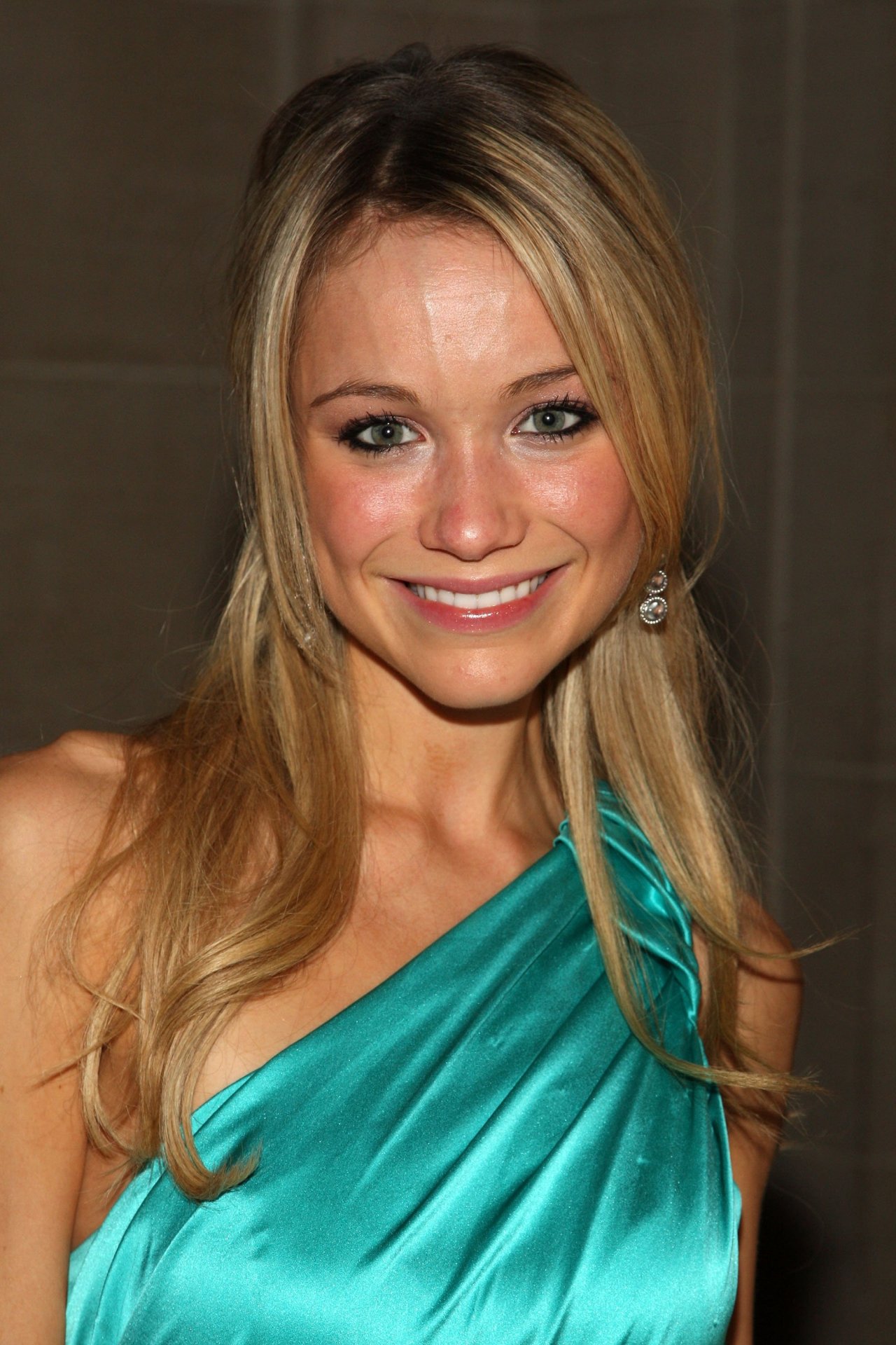 Katrina Bowden