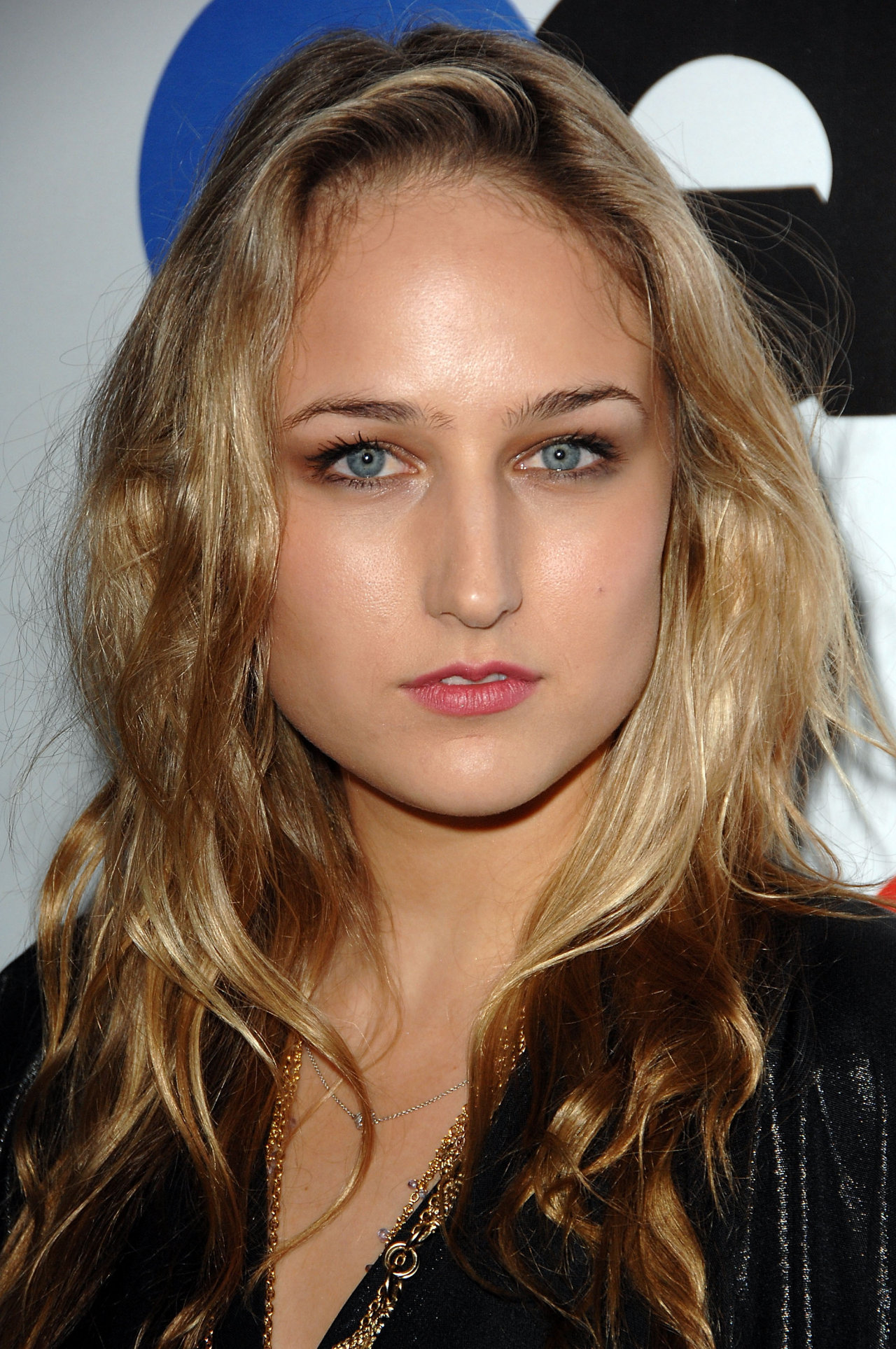 Leelee Sobieski