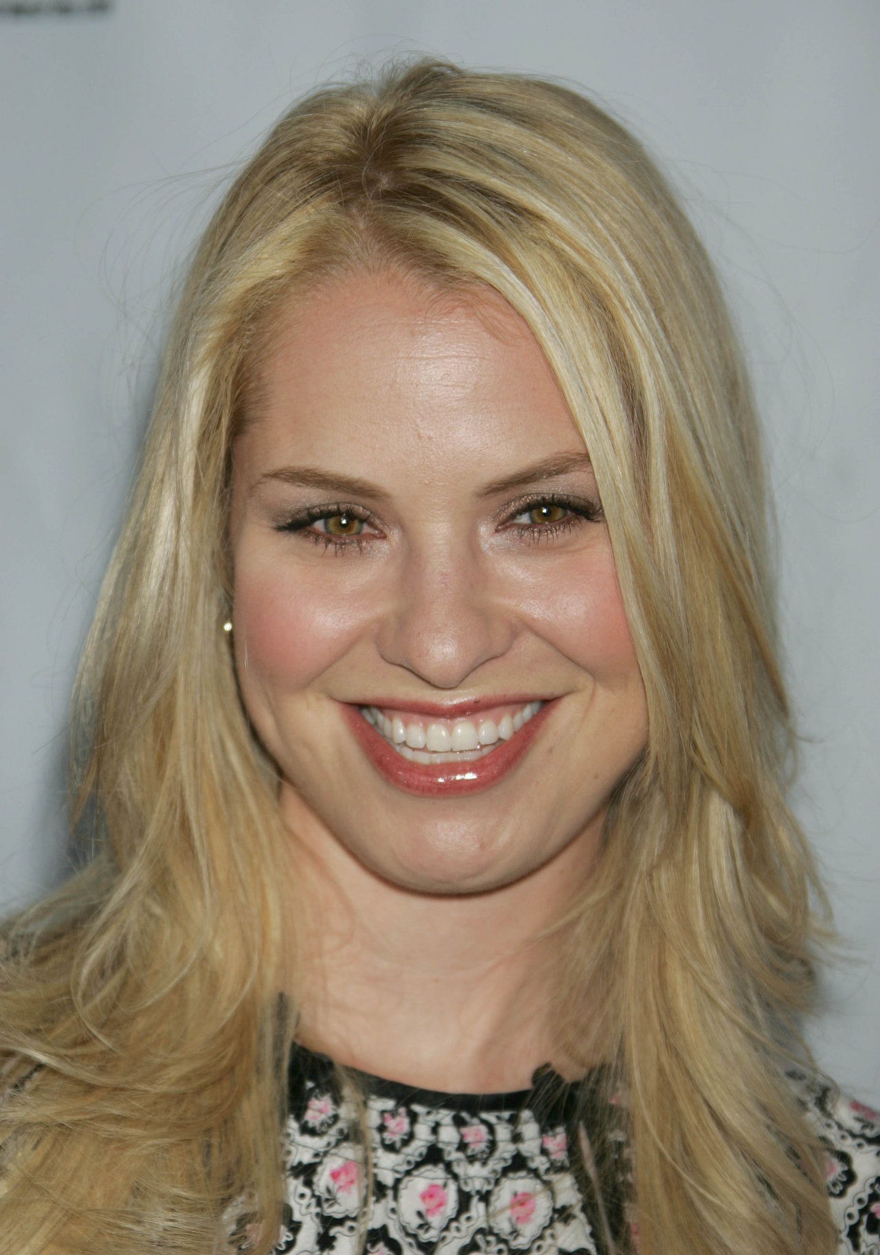 Leslie Grossman