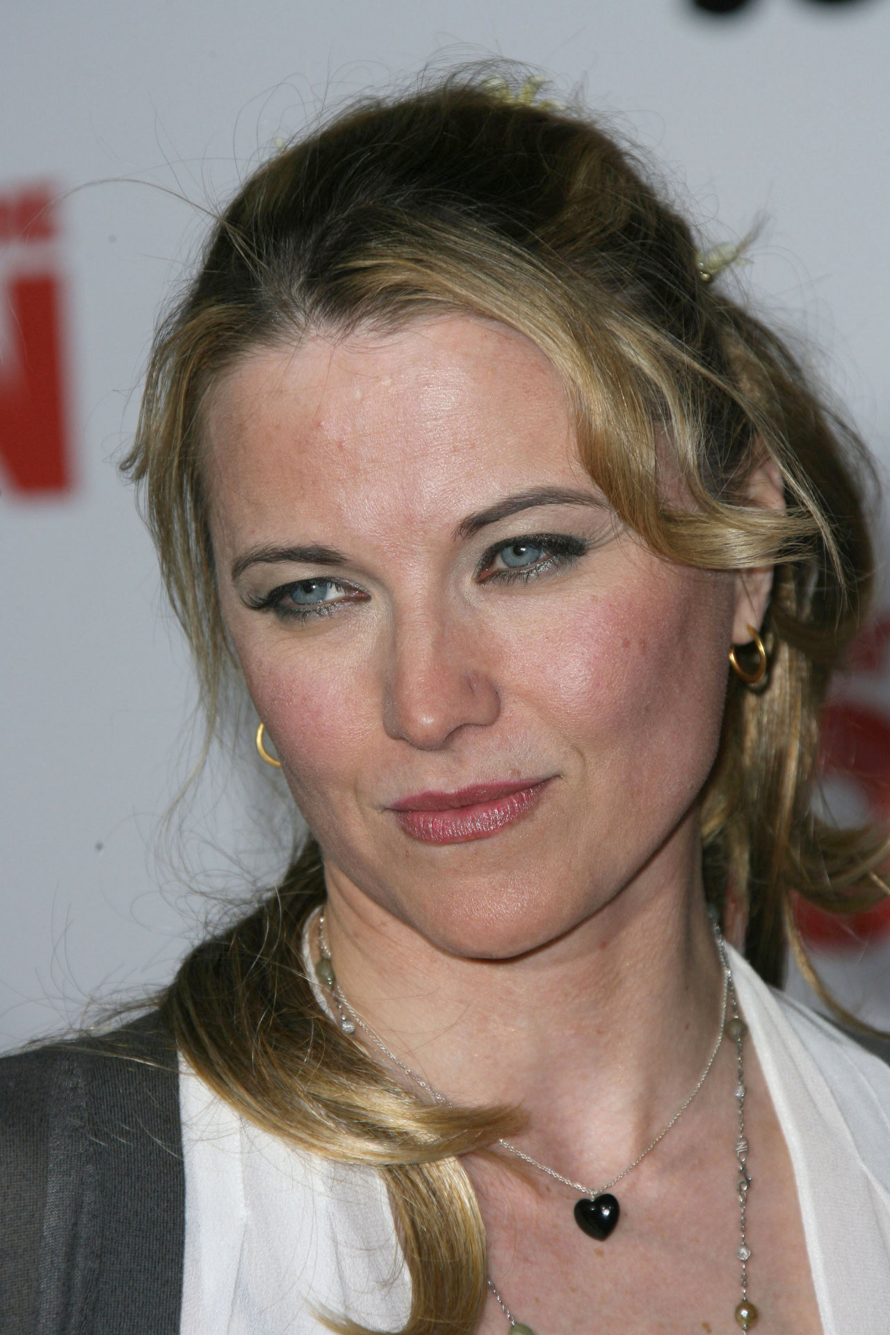 Lucy Lawless