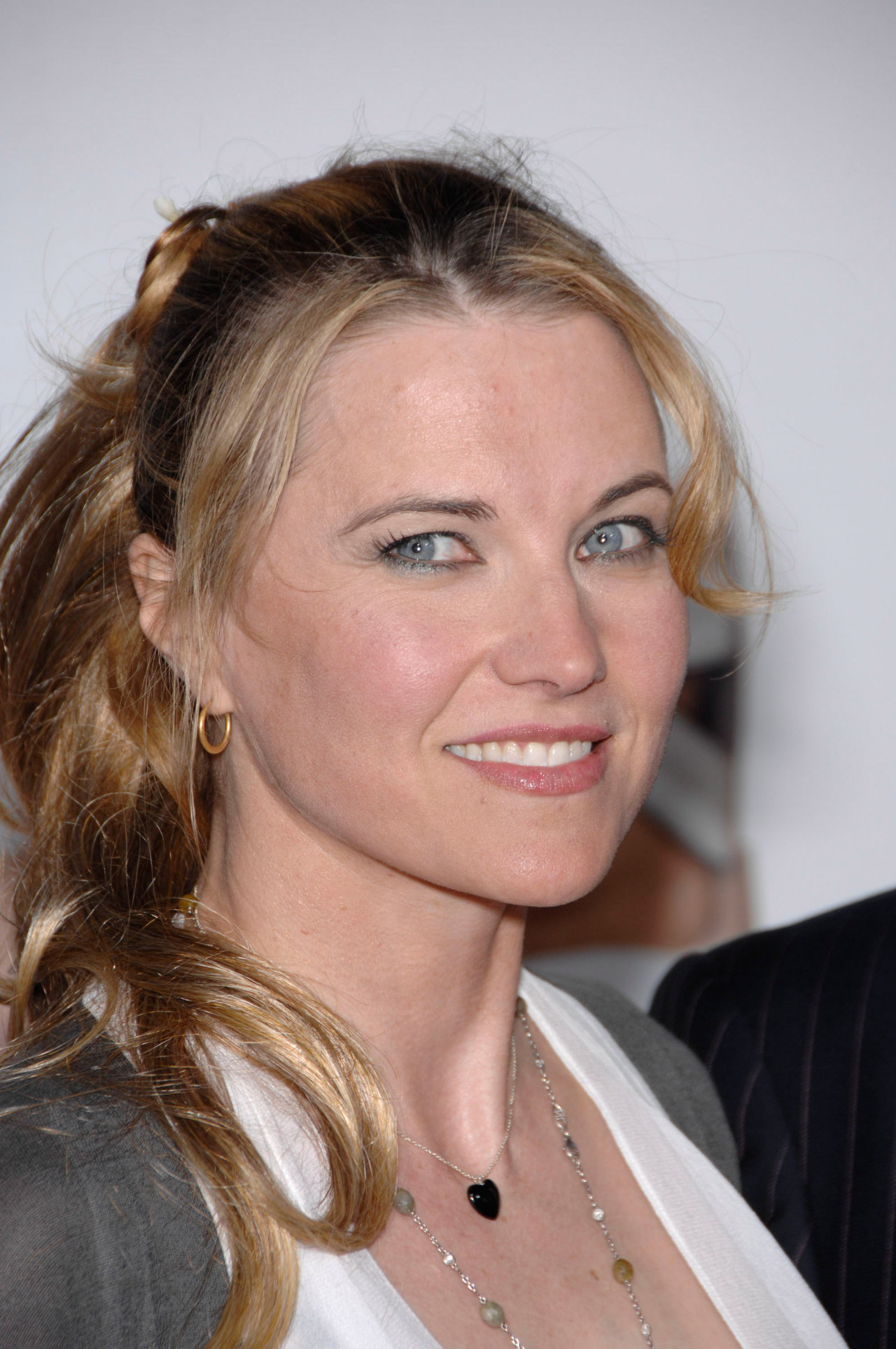 Lucy Lawless