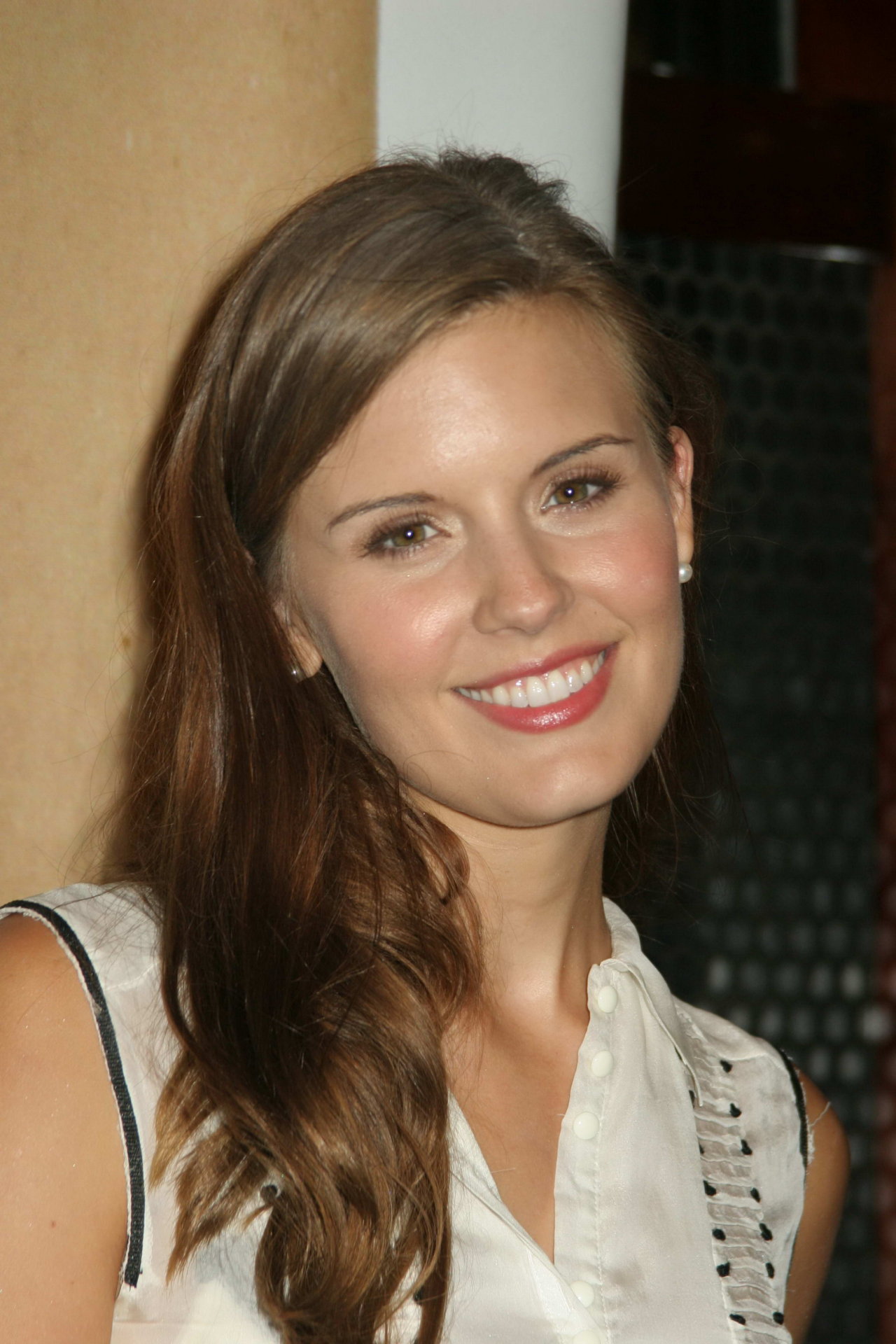 Maggie Grace