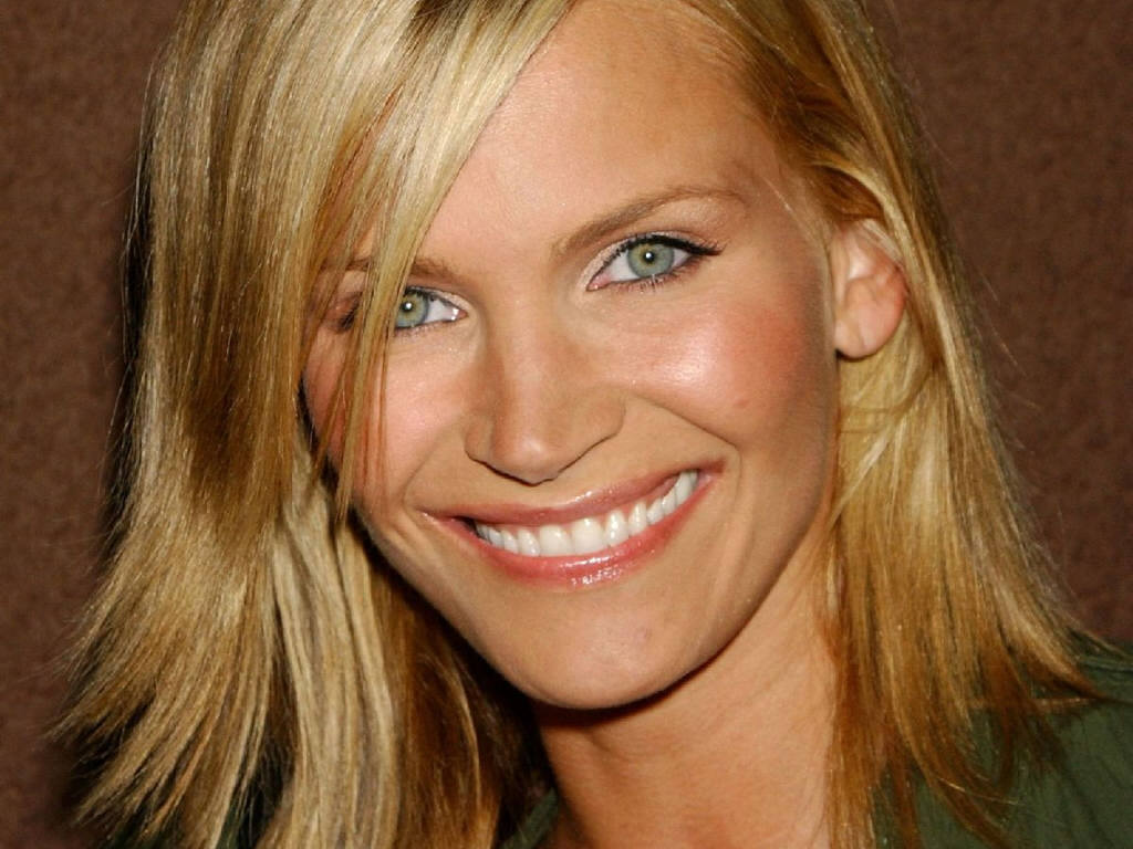 Natasha Henstridge