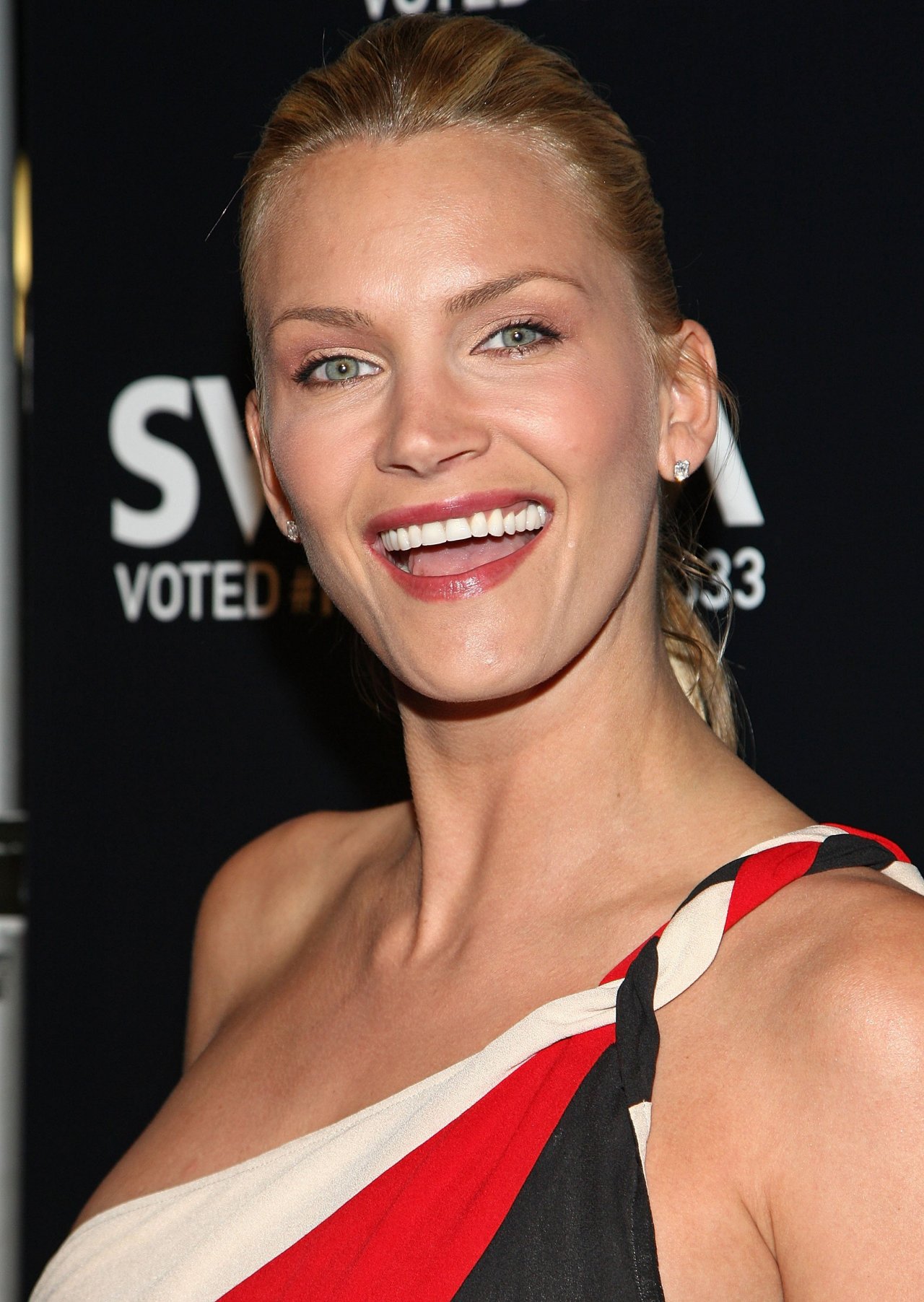 Natasha Henstridge