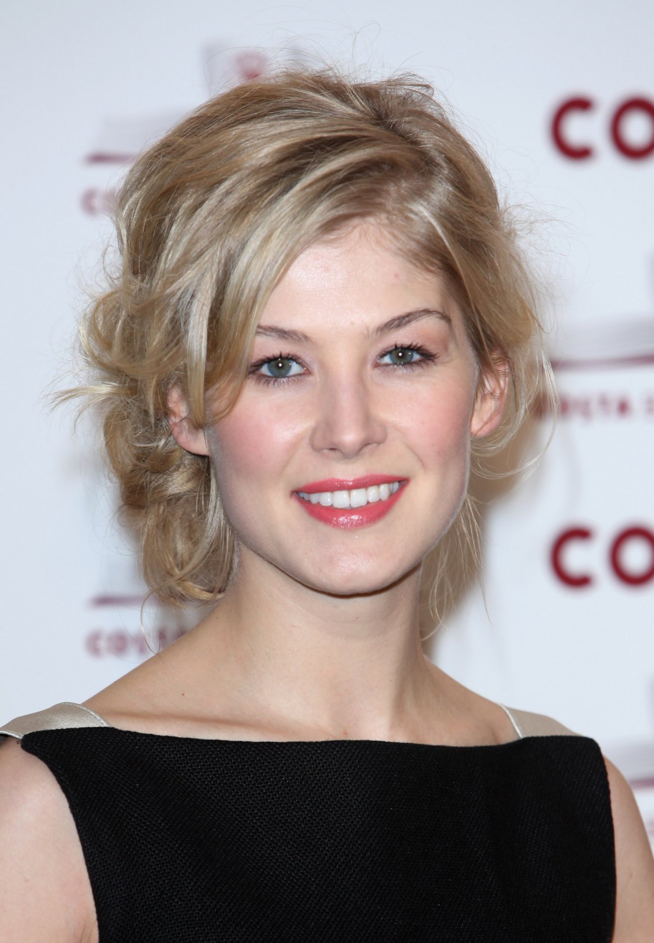 Rosamund Pike