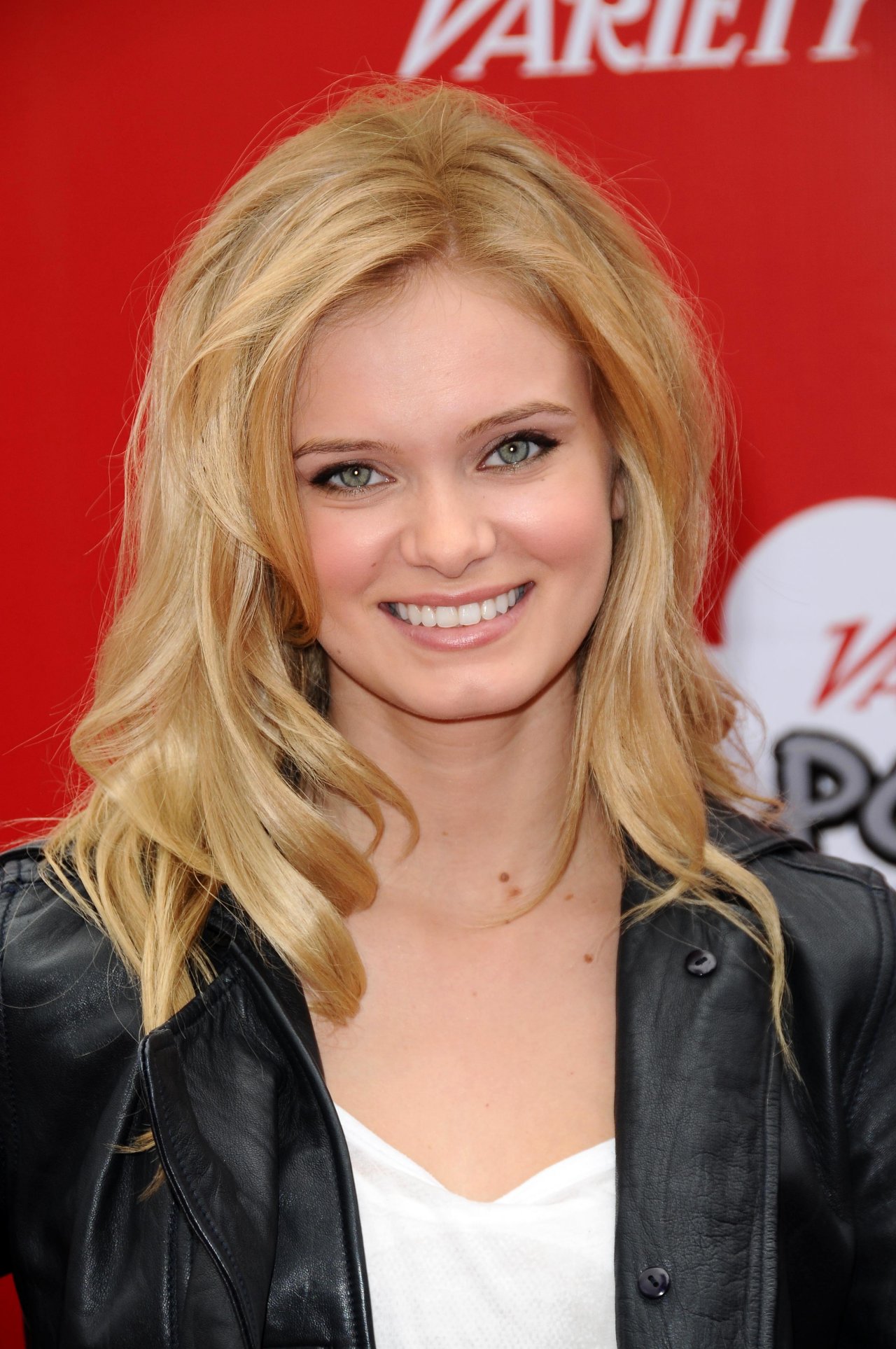 Sara Paxton