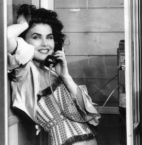 Sherilyn Fenn