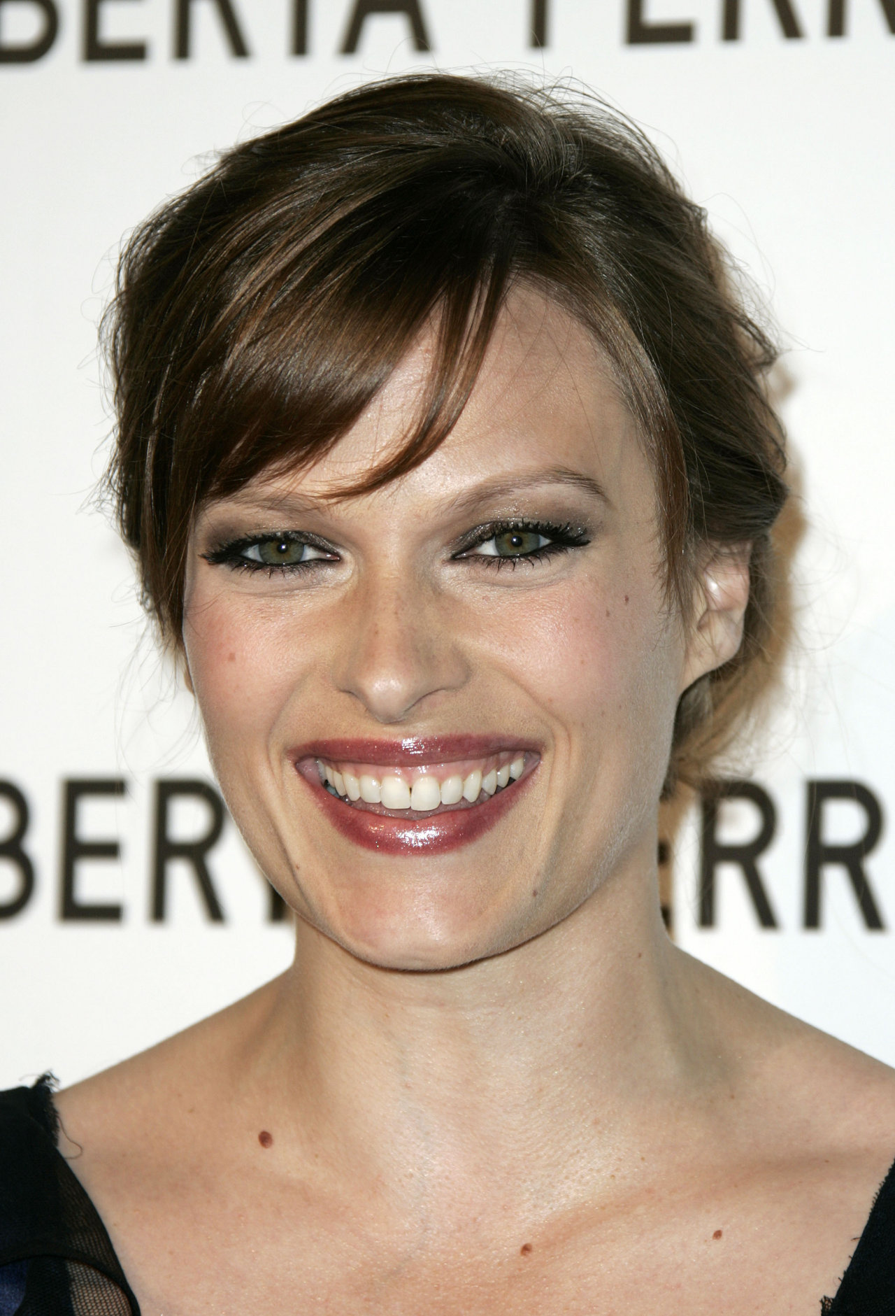 Vinessa Shaw