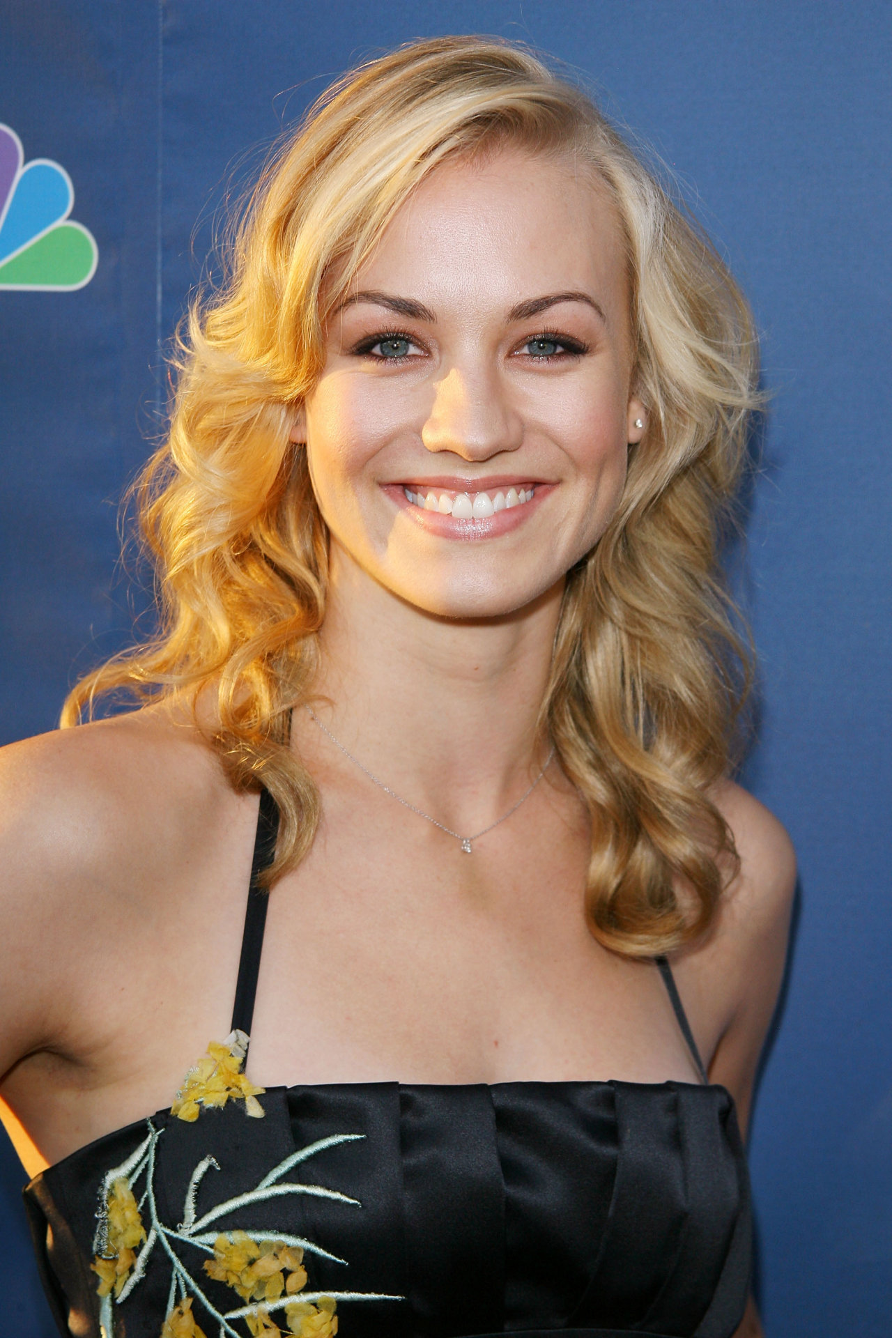 Yvonne Strahovski