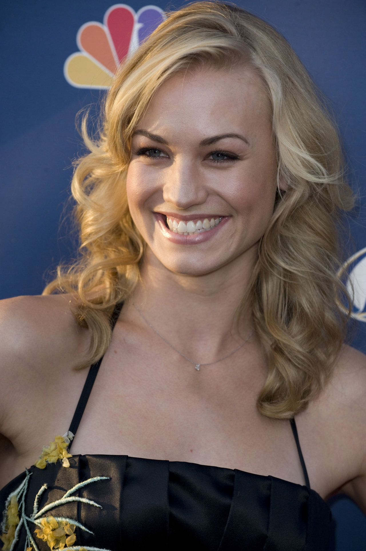 Yvonne Strahovski